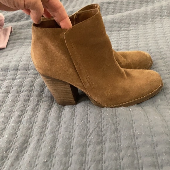 Guess Ankle Heeled Leather Boots - Picture 7 of 7